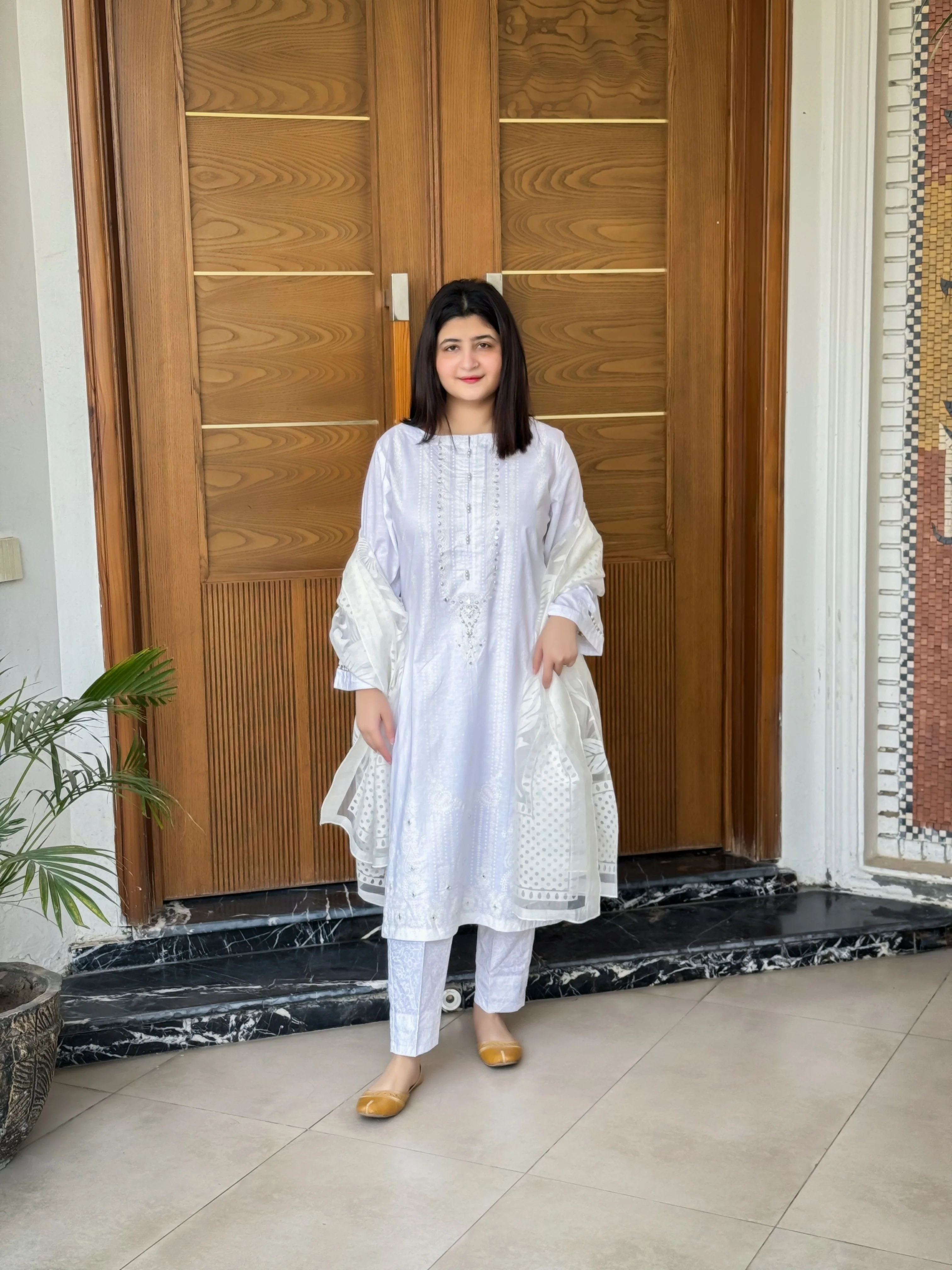 M UMZFJR-26115 - Image 3