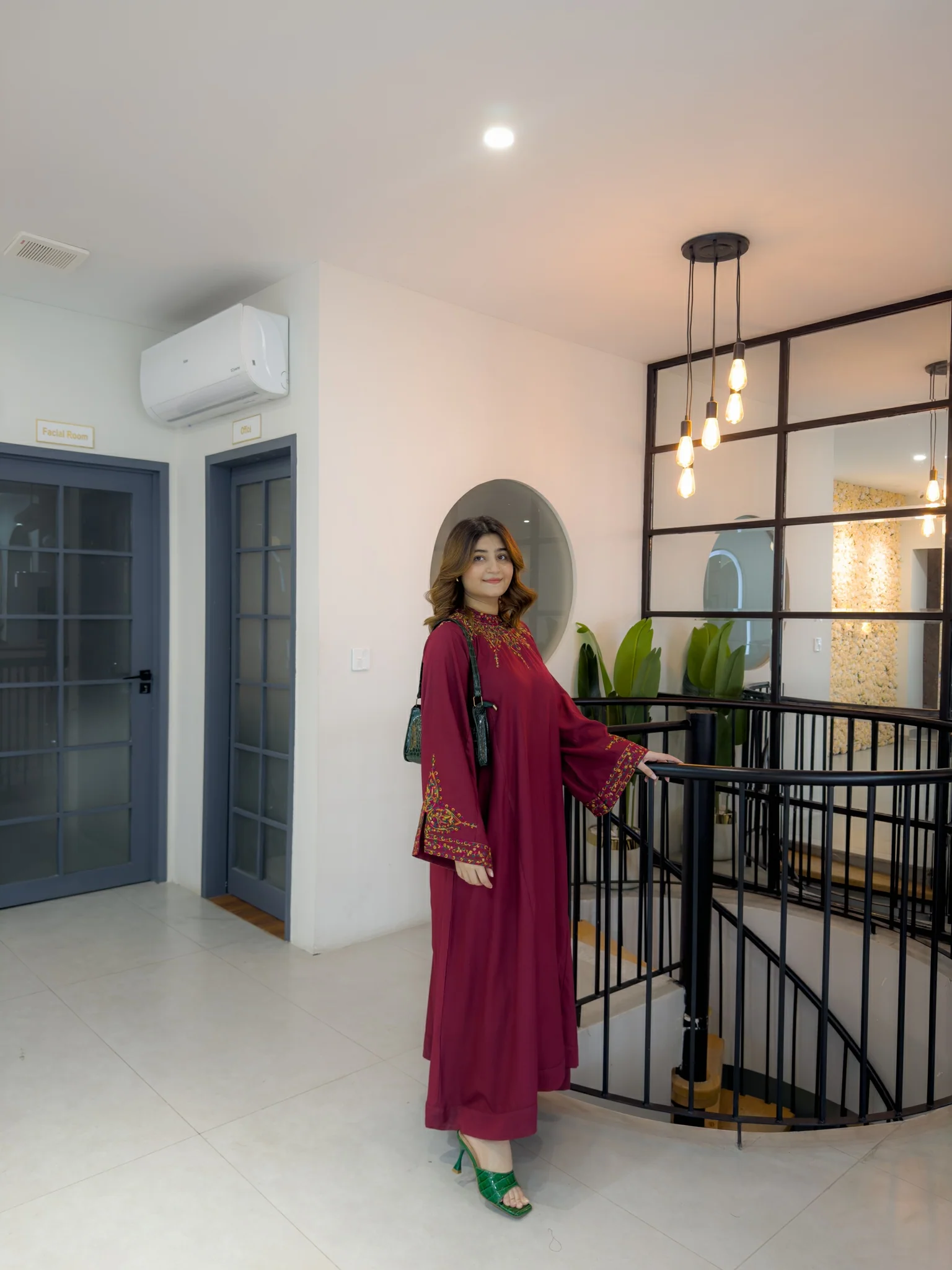 WNT25OCT-1035 - Image 3