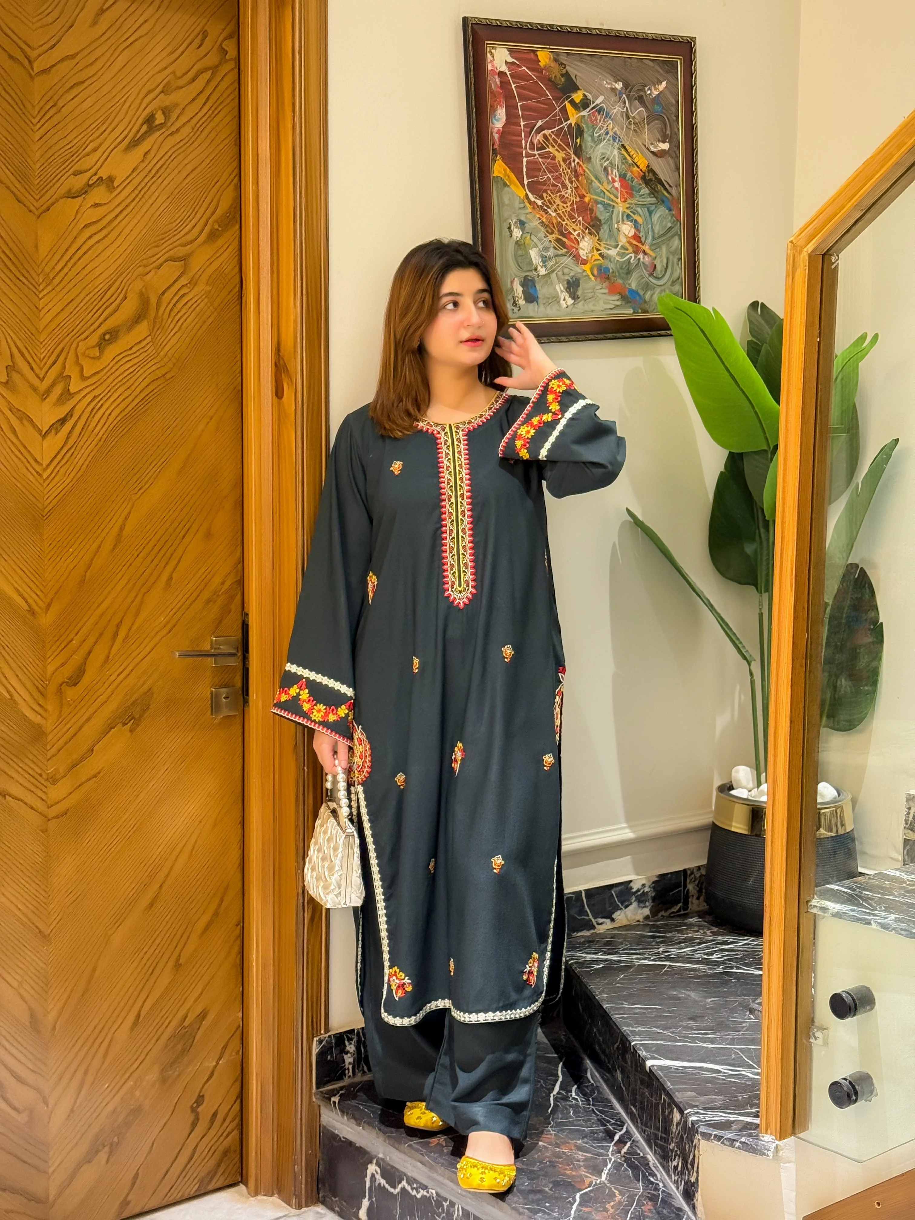 WNT25OCT-111 - Image 4