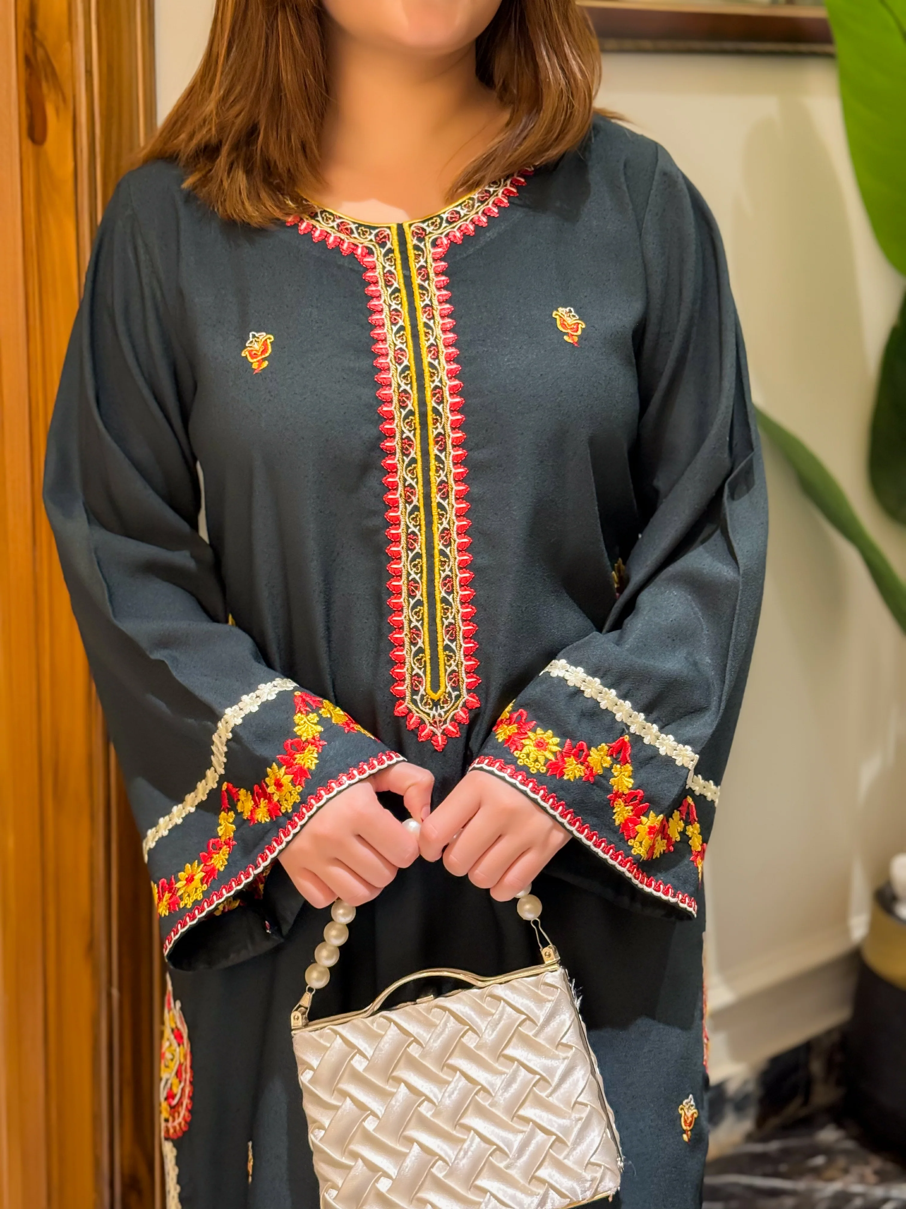 WNT25OCT-111 - Image 6